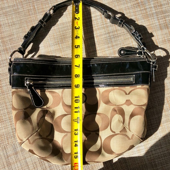 COACH Laura Hobo Bag - Picture 8 of 12